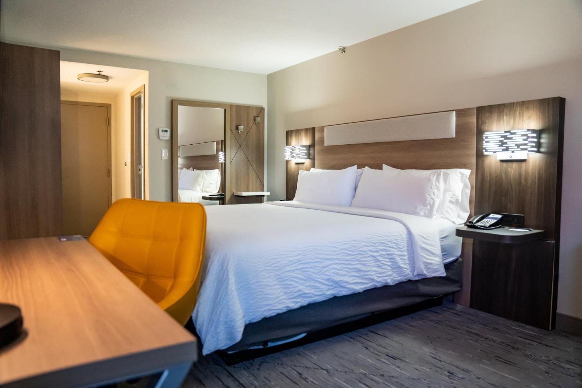 Holiday Inn Express Frazer - Malvern By Ihg Dış mekan fotoğraf