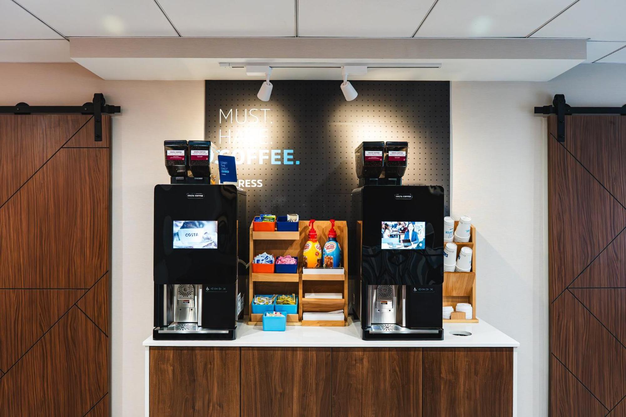 Holiday Inn Express Frazer - Malvern By Ihg Dış mekan fotoğraf