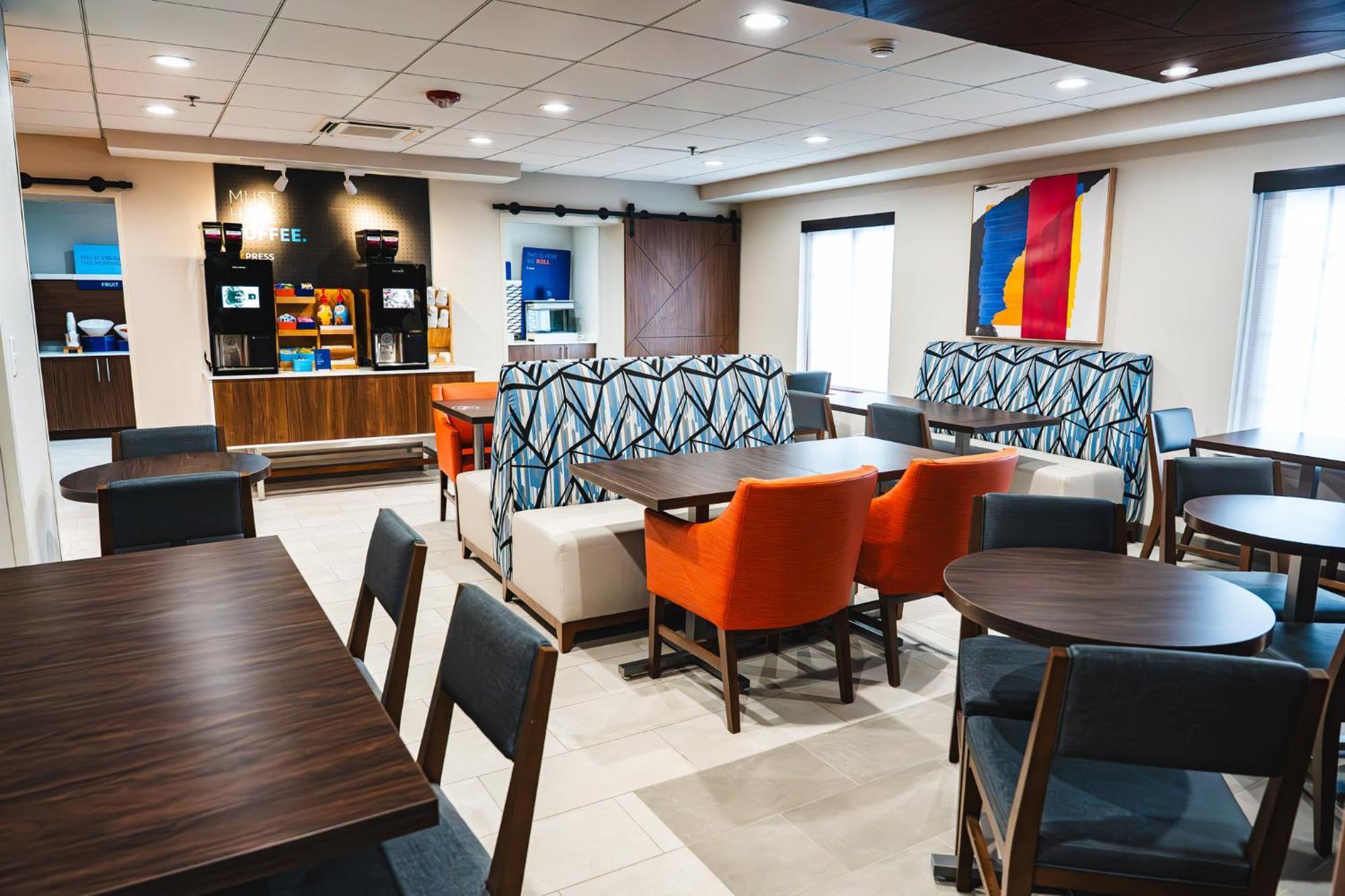 Holiday Inn Express Frazer - Malvern By Ihg Dış mekan fotoğraf